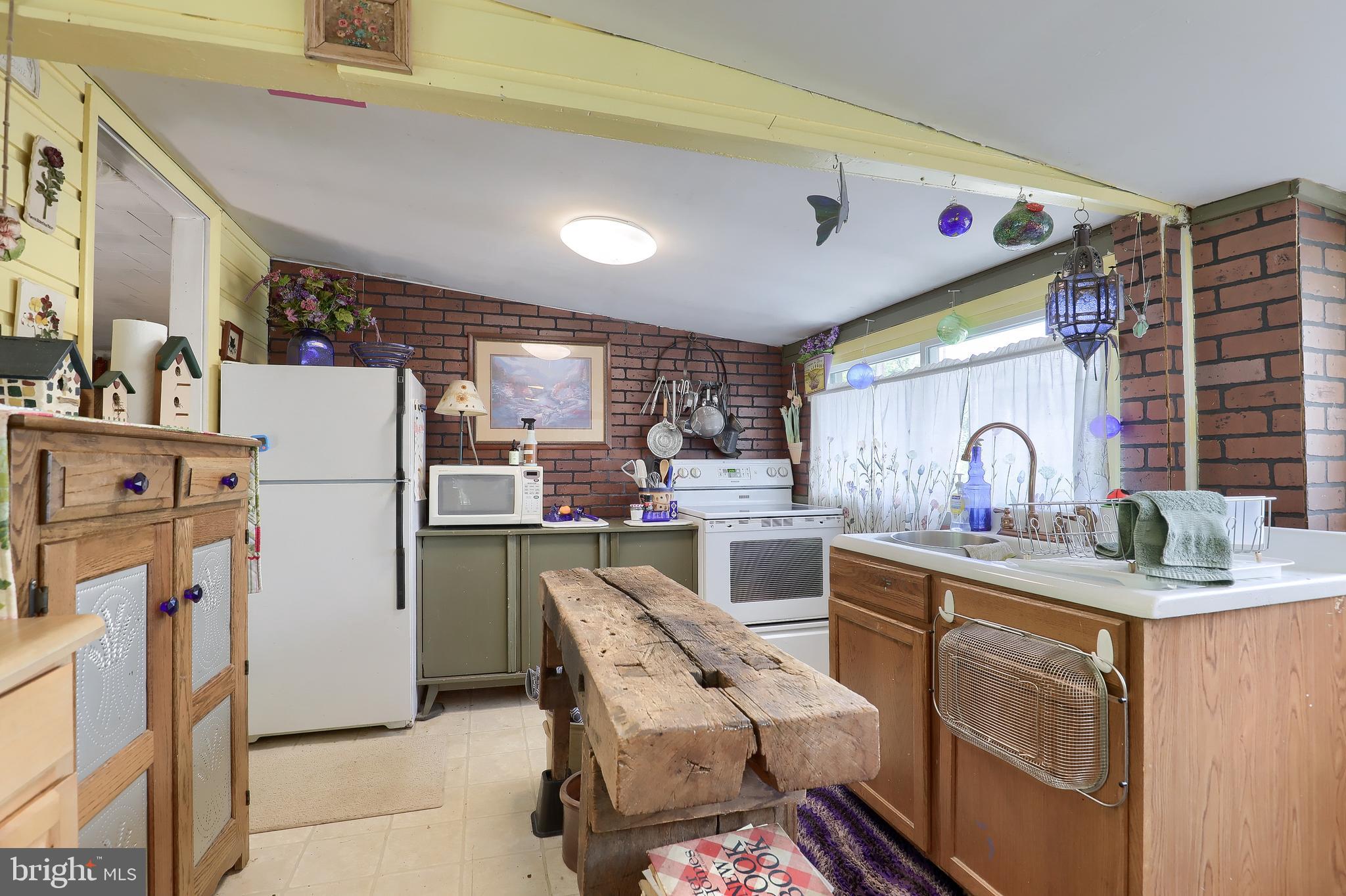 WEST HEMPFIELD - Residential