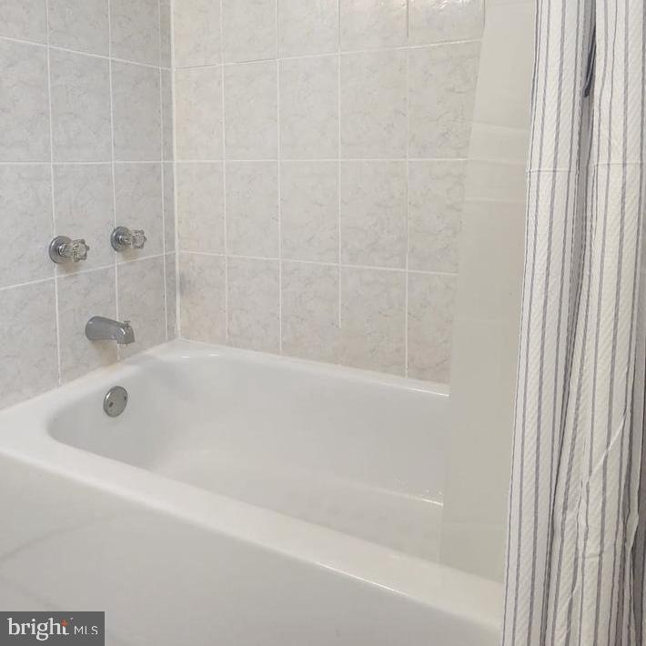 FAIRLAWN - Residential Lease