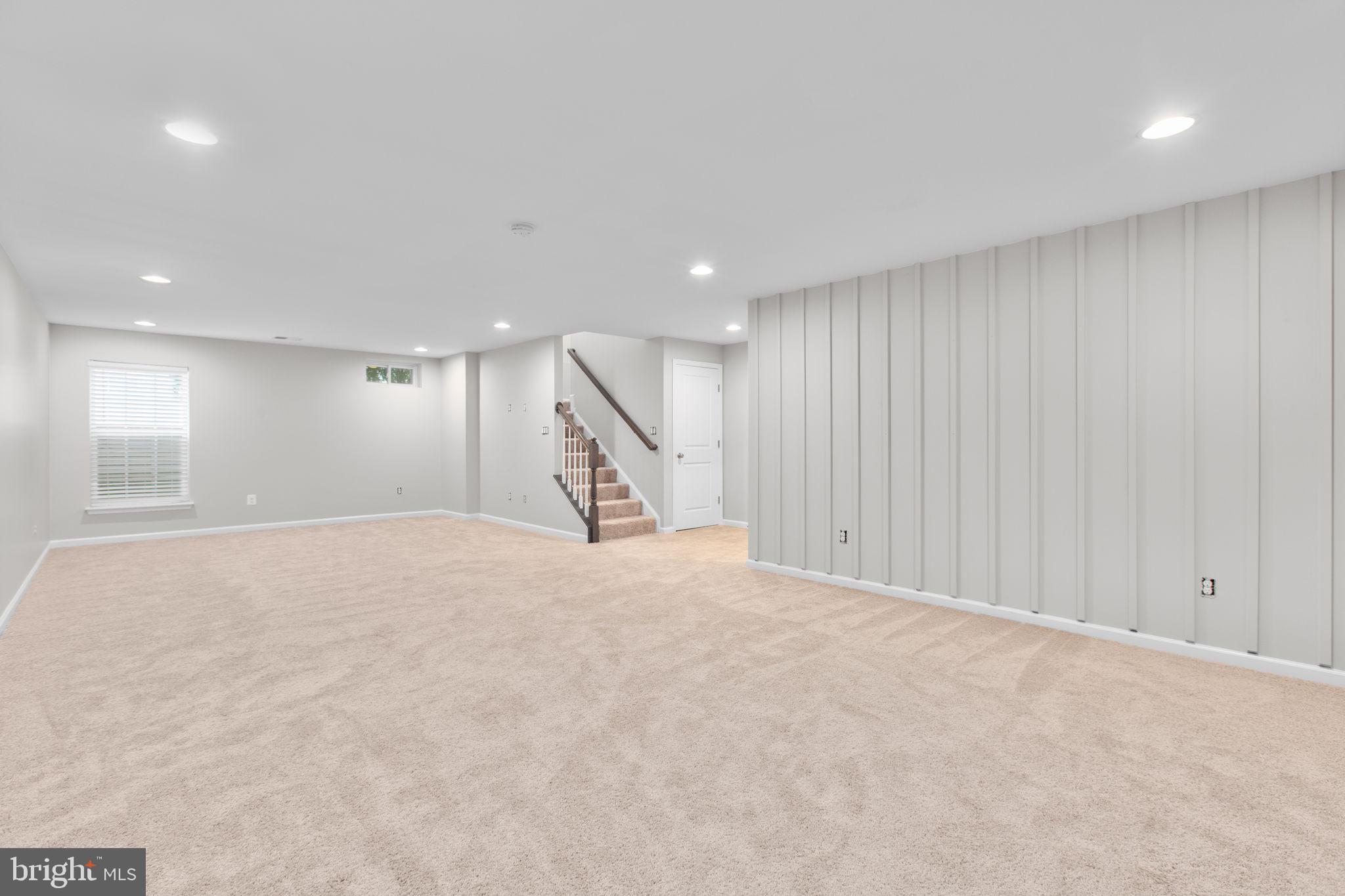 EMBREY MILL - Residential Lease