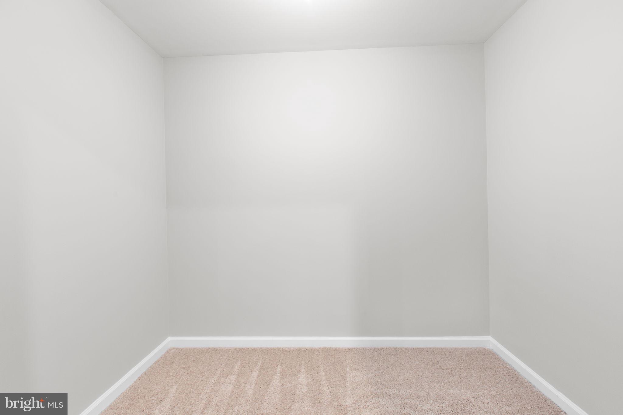 EMBREY MILL - Residential Lease