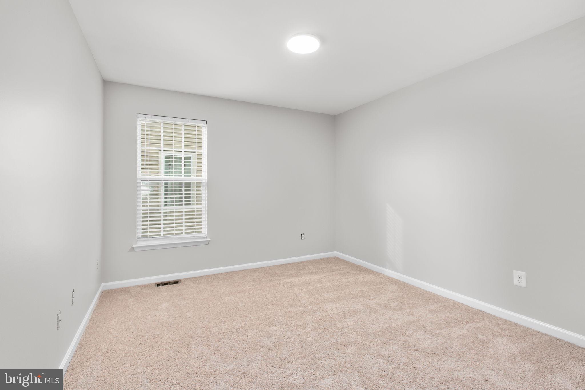 EMBREY MILL - Residential Lease