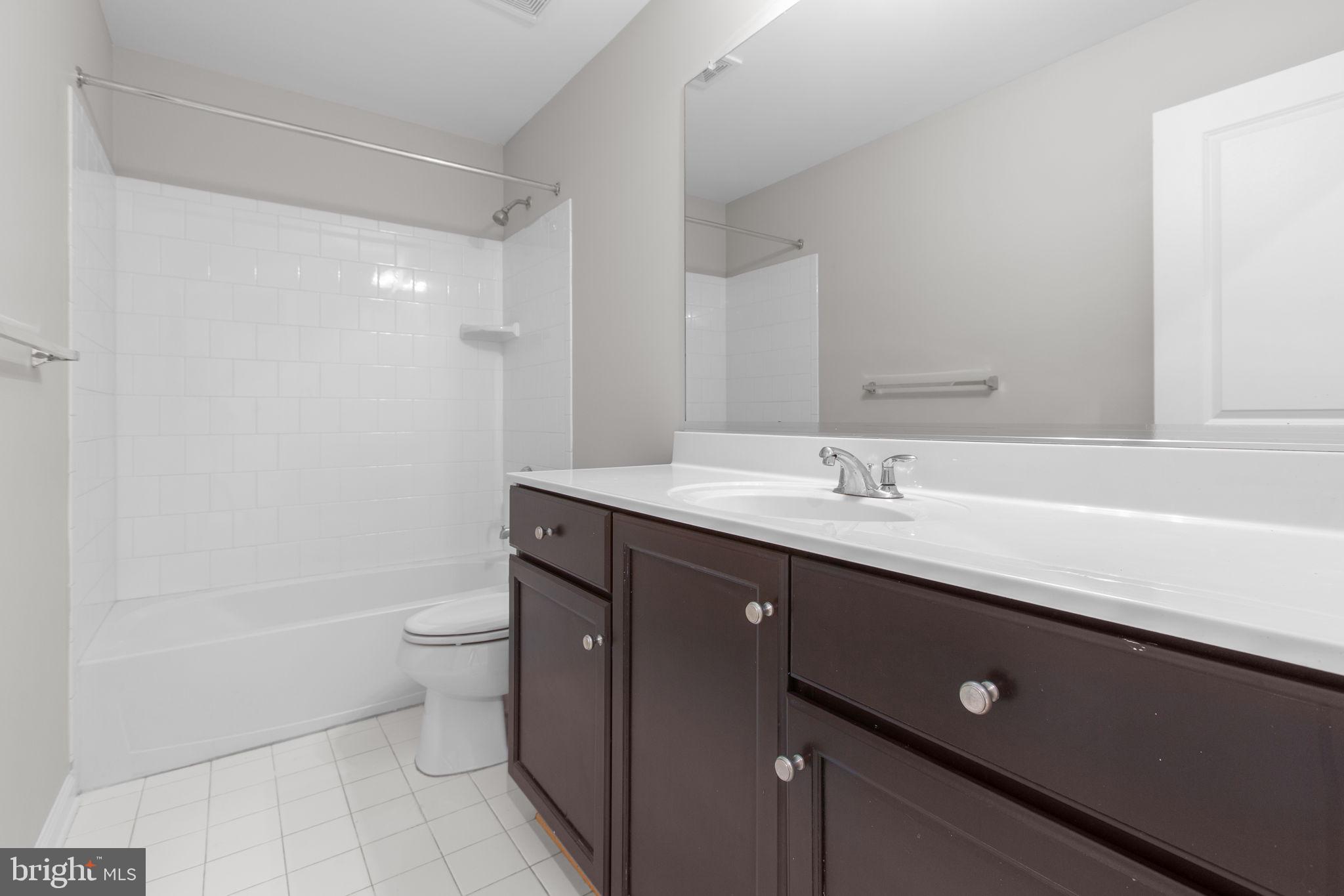 EMBREY MILL - Residential Lease