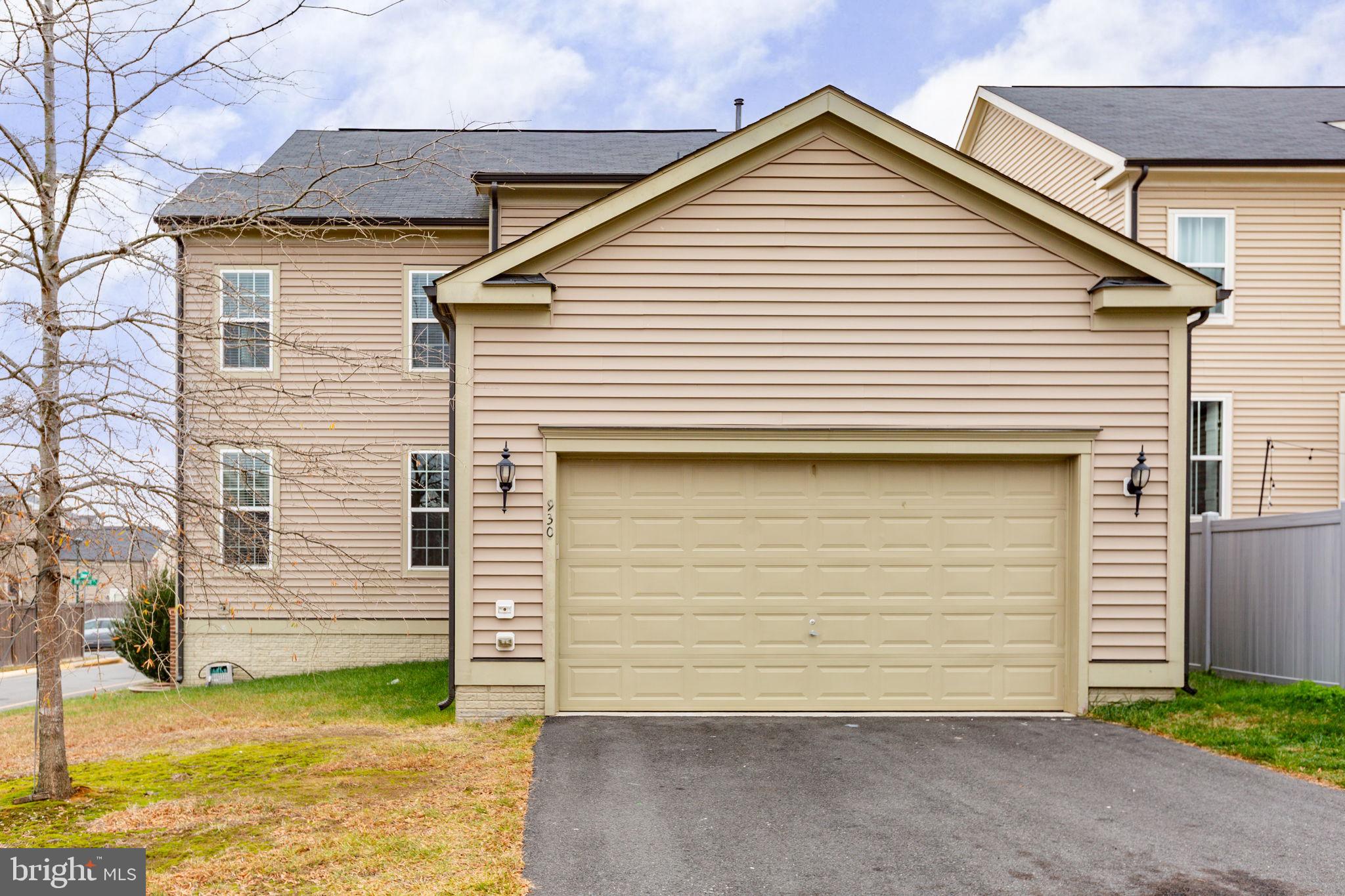 EMBREY MILL - Residential Lease