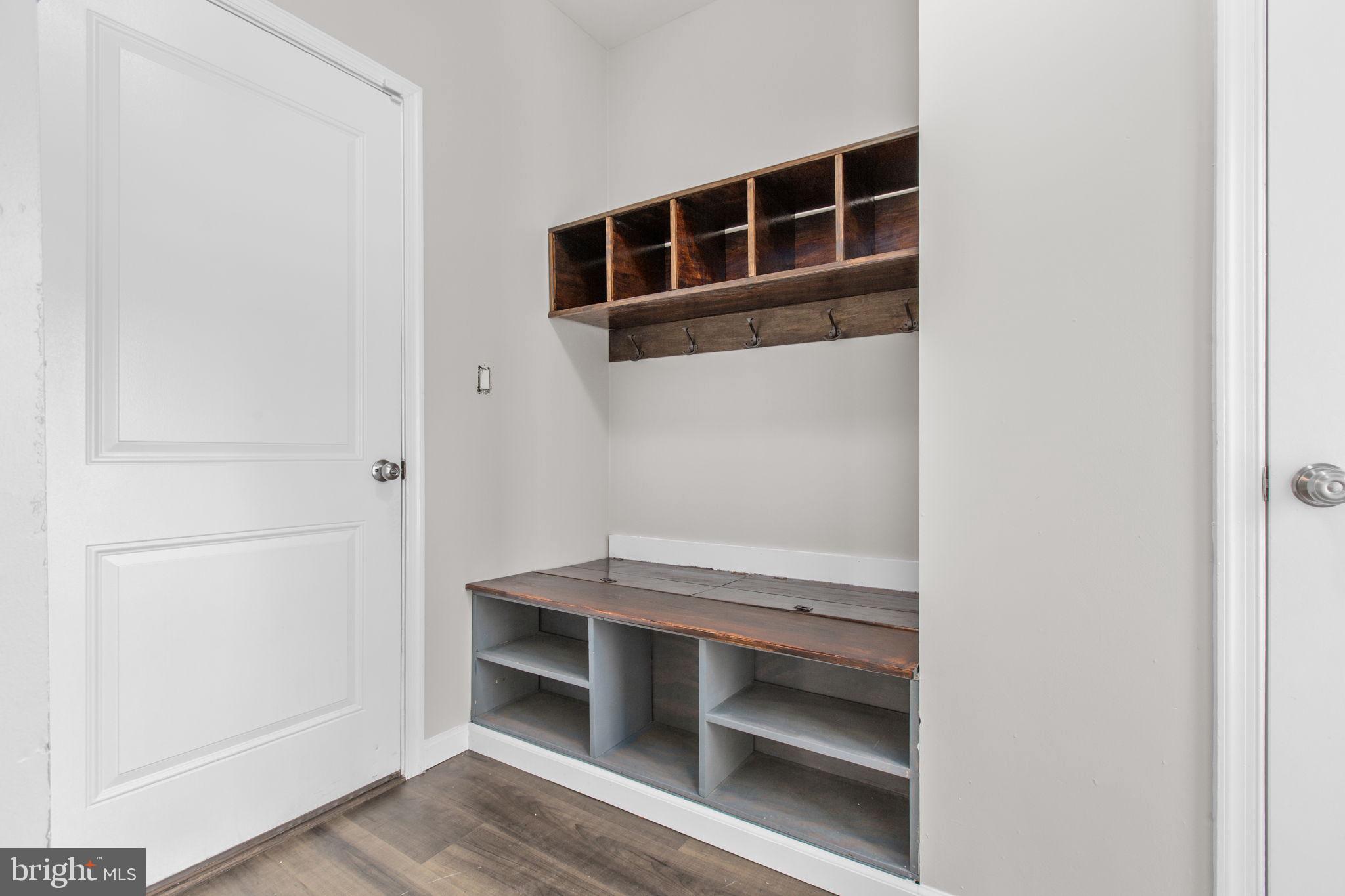 EMBREY MILL - Residential Lease