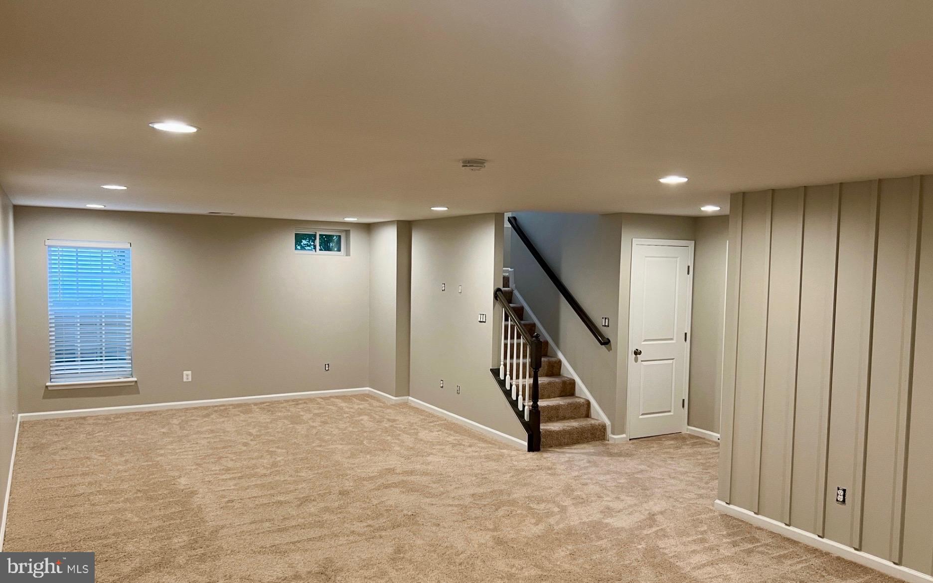 EMBREY MILL - Residential Lease