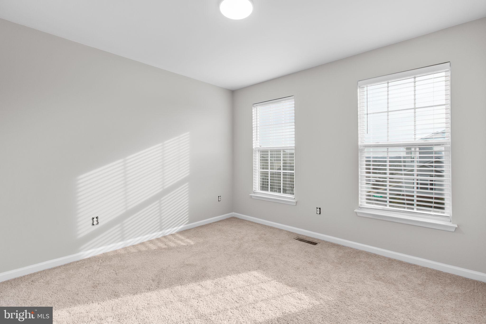 EMBREY MILL - Residential Lease