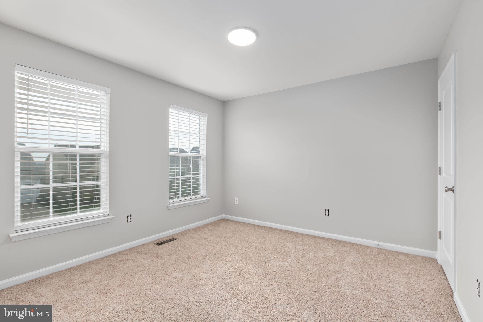 EMBREY MILL - Residential Lease