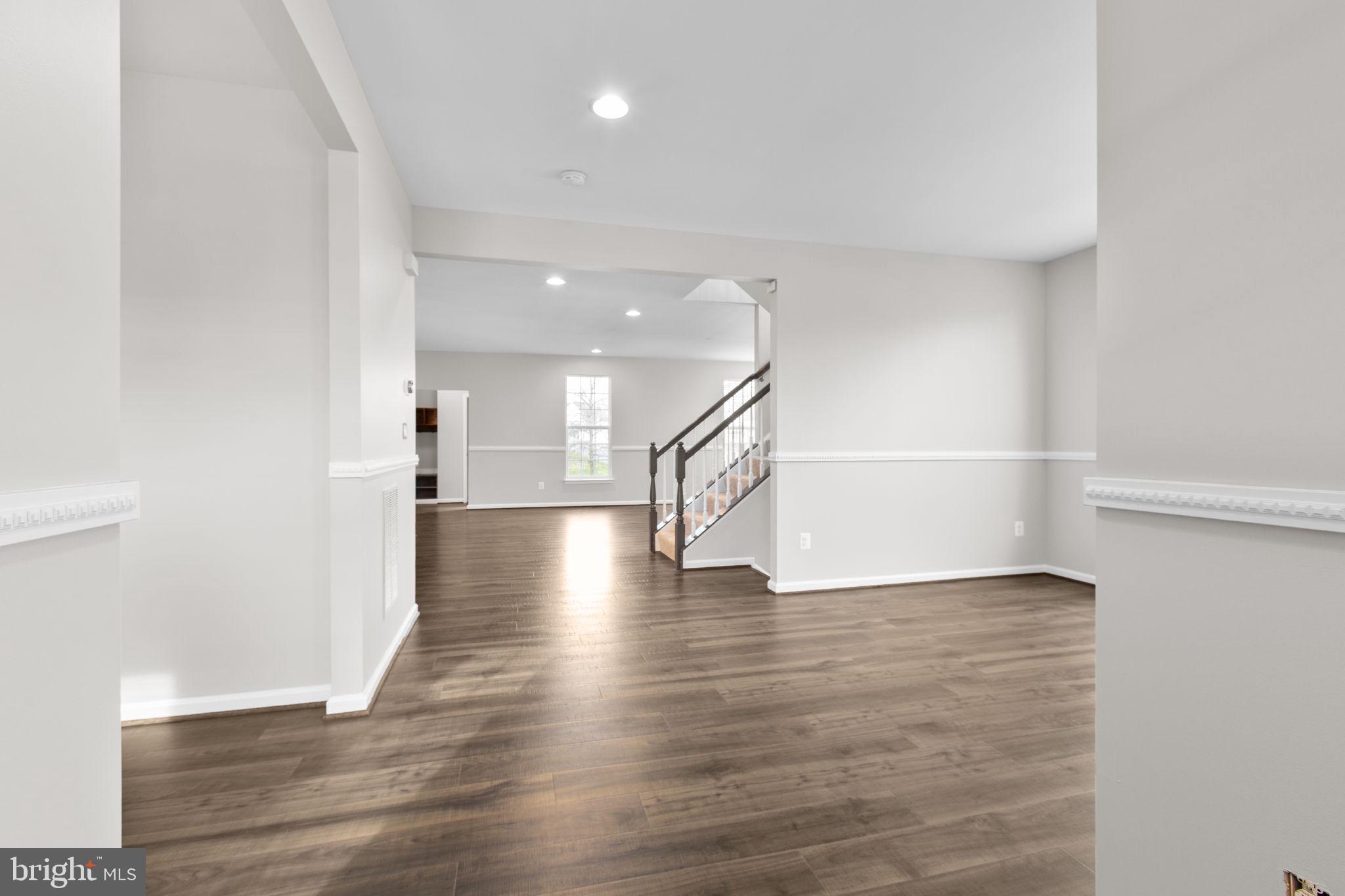 EMBREY MILL - Residential Lease