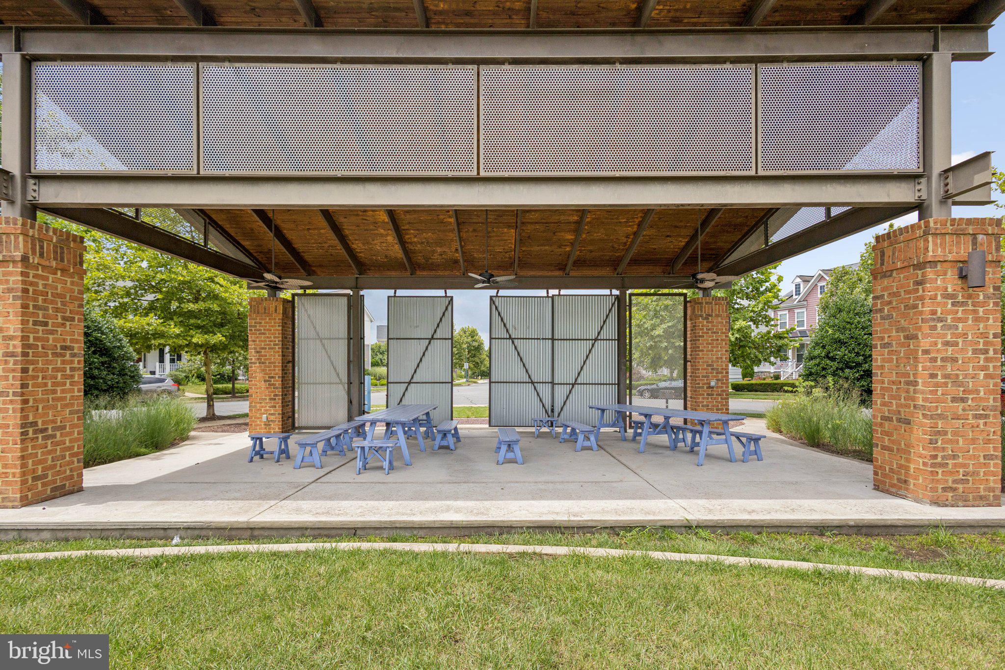 EMBREY MILL - Residential Lease