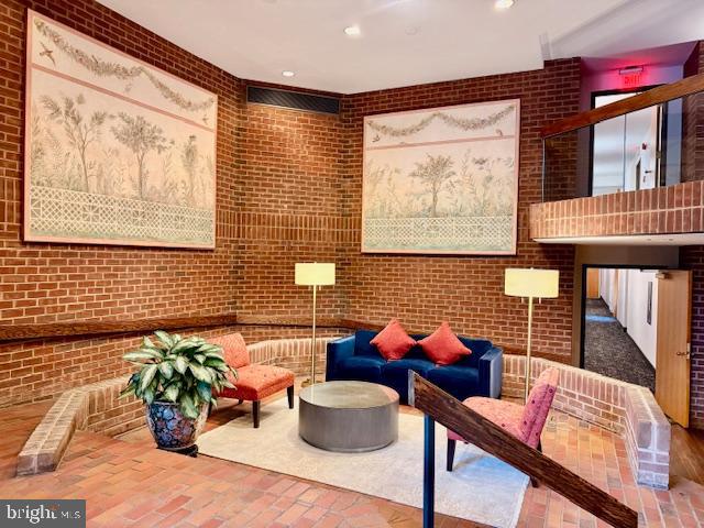 1099 22ND STREET NW 103