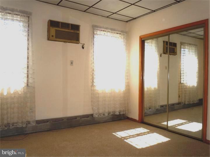 PHILADELPHIA (SOUTH) - Residential