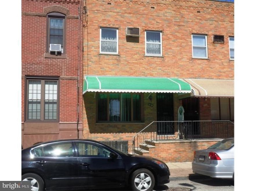 LARGE 4 bedrooms, 2 full baths and 1 half bath home in great condition. Beautiful wood flooring and tile throughout first floor. Large extended kitchen with nice cabinets and lots of counter space. 2nd floor offers four spacious bedrooms with good closet space. Nice size ceramic tile bathroom in good condition. Finished basement with new tile flooring, FULL bath, and great size storage room. Other features include newer brick front and large back yard. Fantastic block, close to public transportation and good long standing neighborhood restaurants and stores. Home is south facing and gets great light.