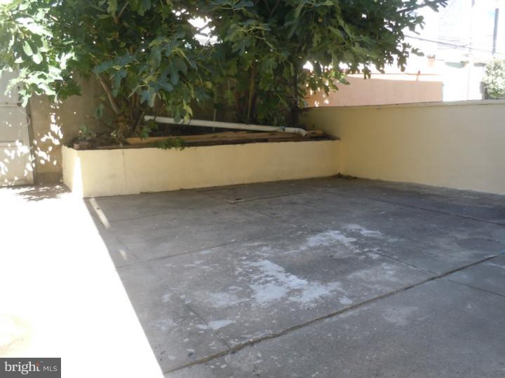 PHILADELPHIA (SOUTH) - Residential