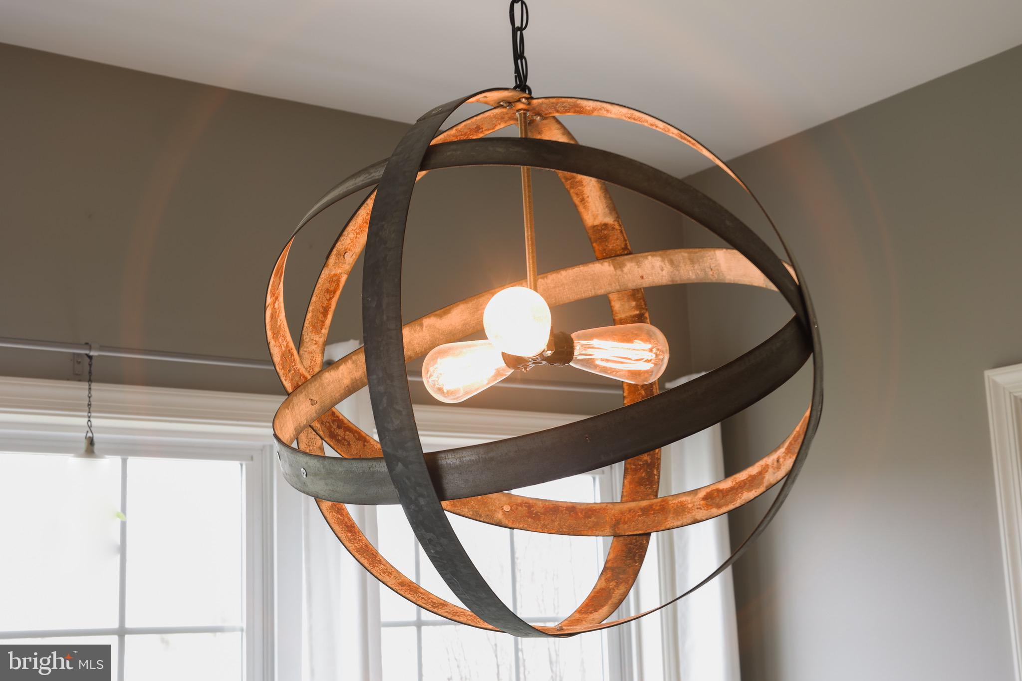 FREEZELAND MANOR - Residential