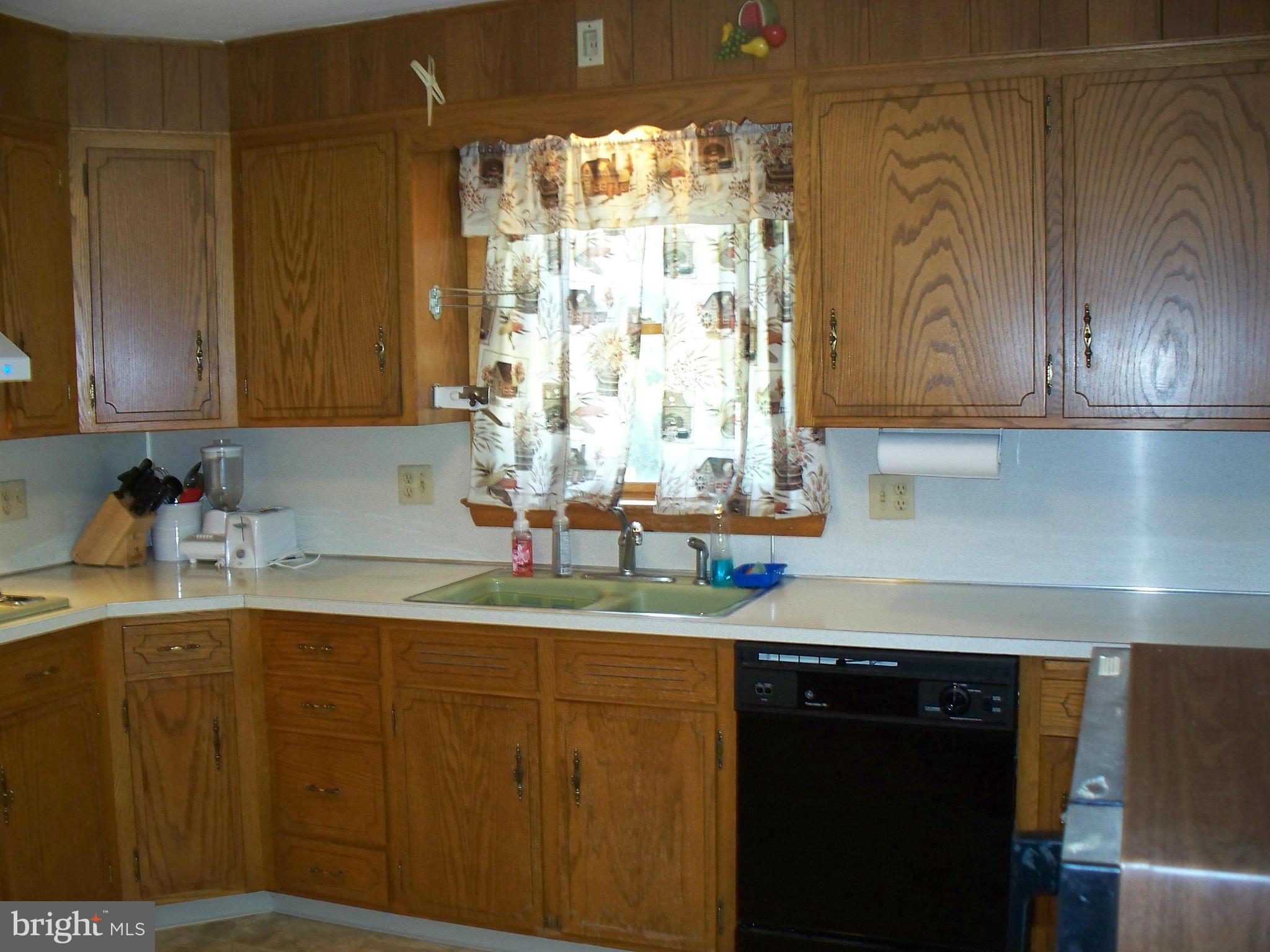 WAYNE HEIGHTS - Residential