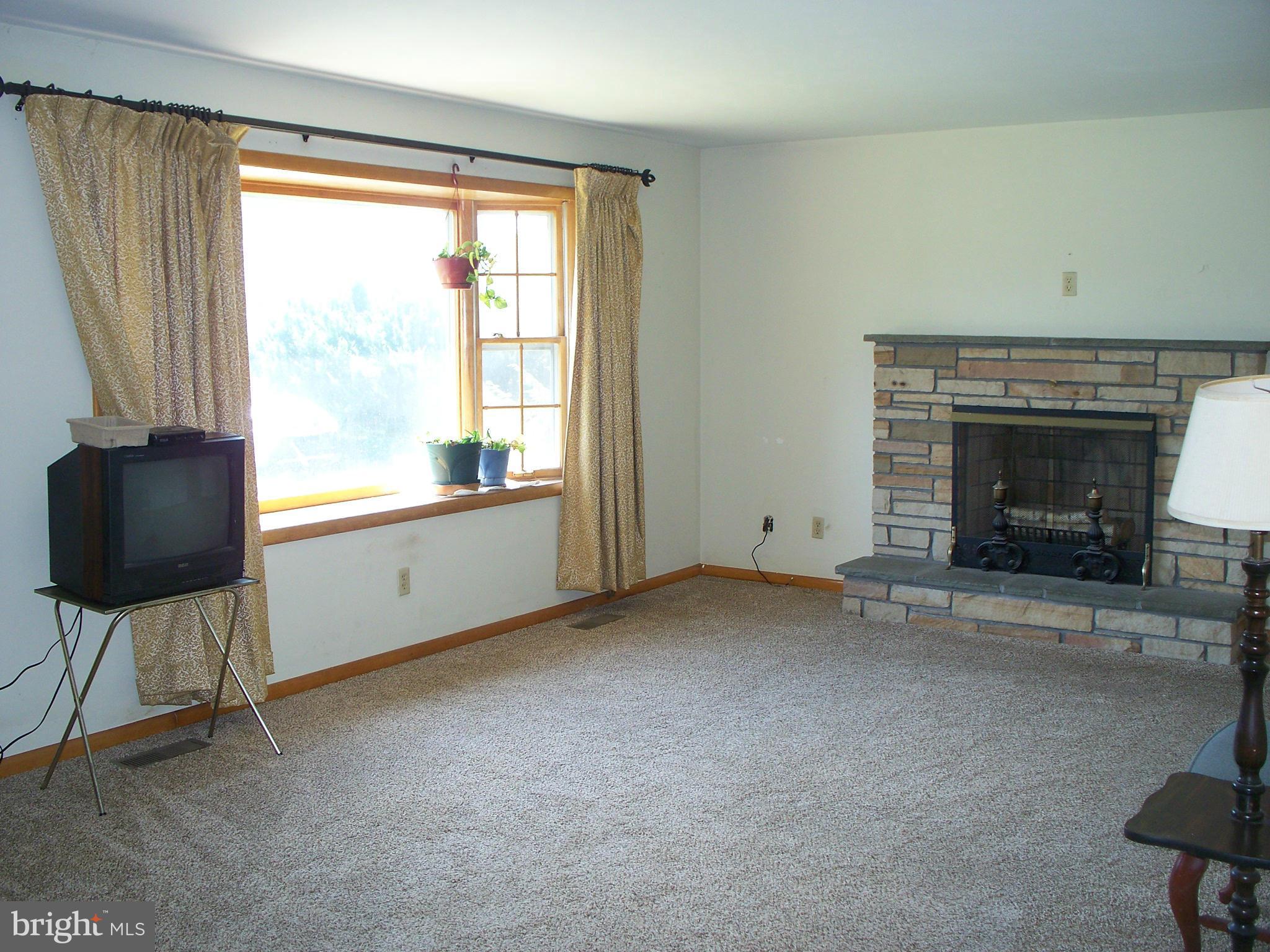 WAYNE HEIGHTS - Residential