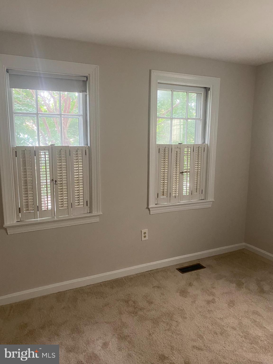 OLD TOWN ALEXANDRIA - Residential Lease