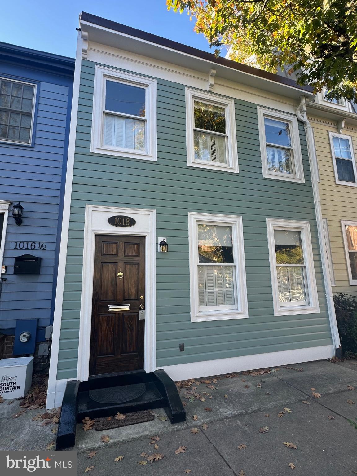 OLD TOWN ALEXANDRIA - Residential Lease