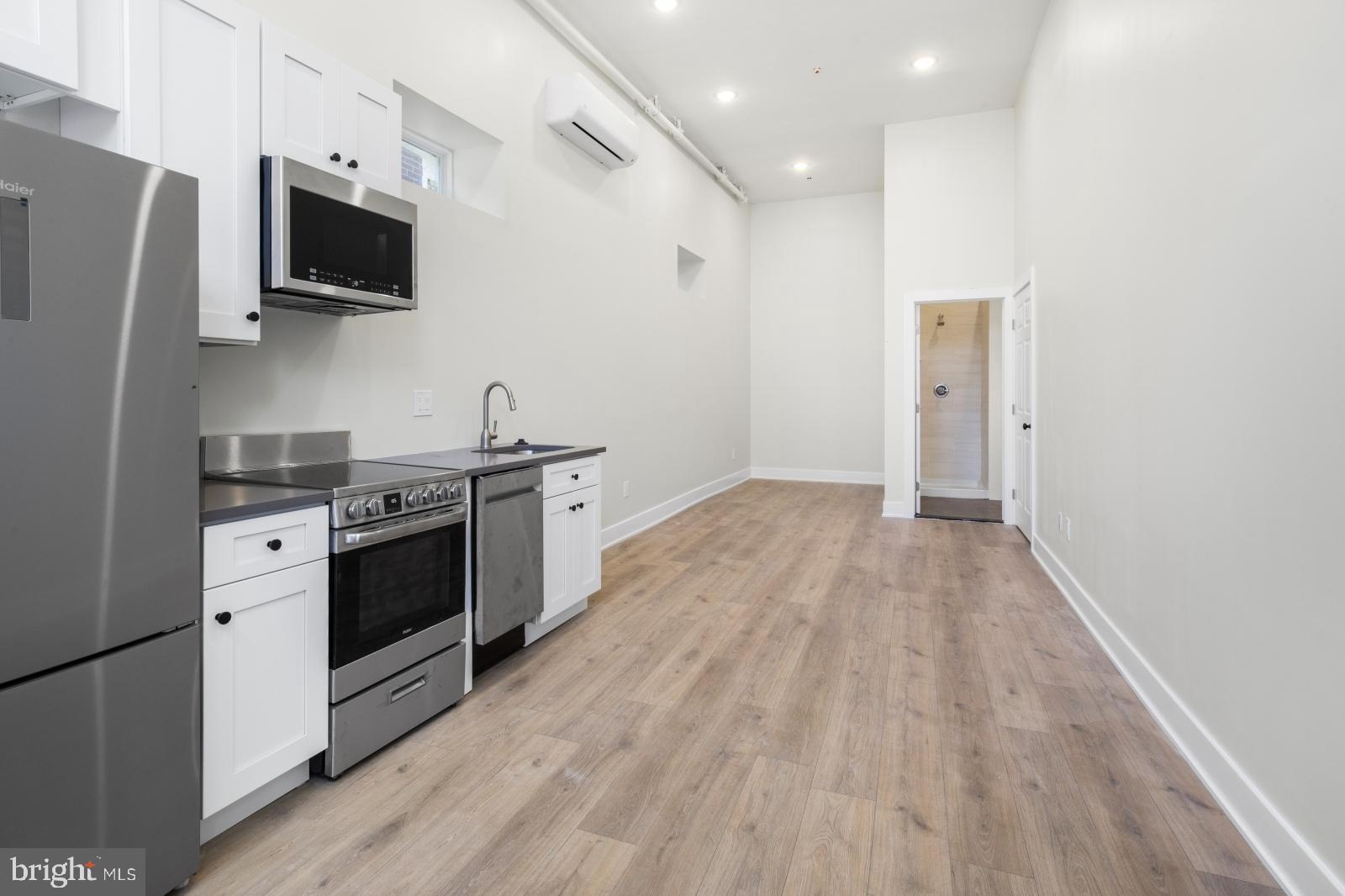 223 S 45TH STREET 1F