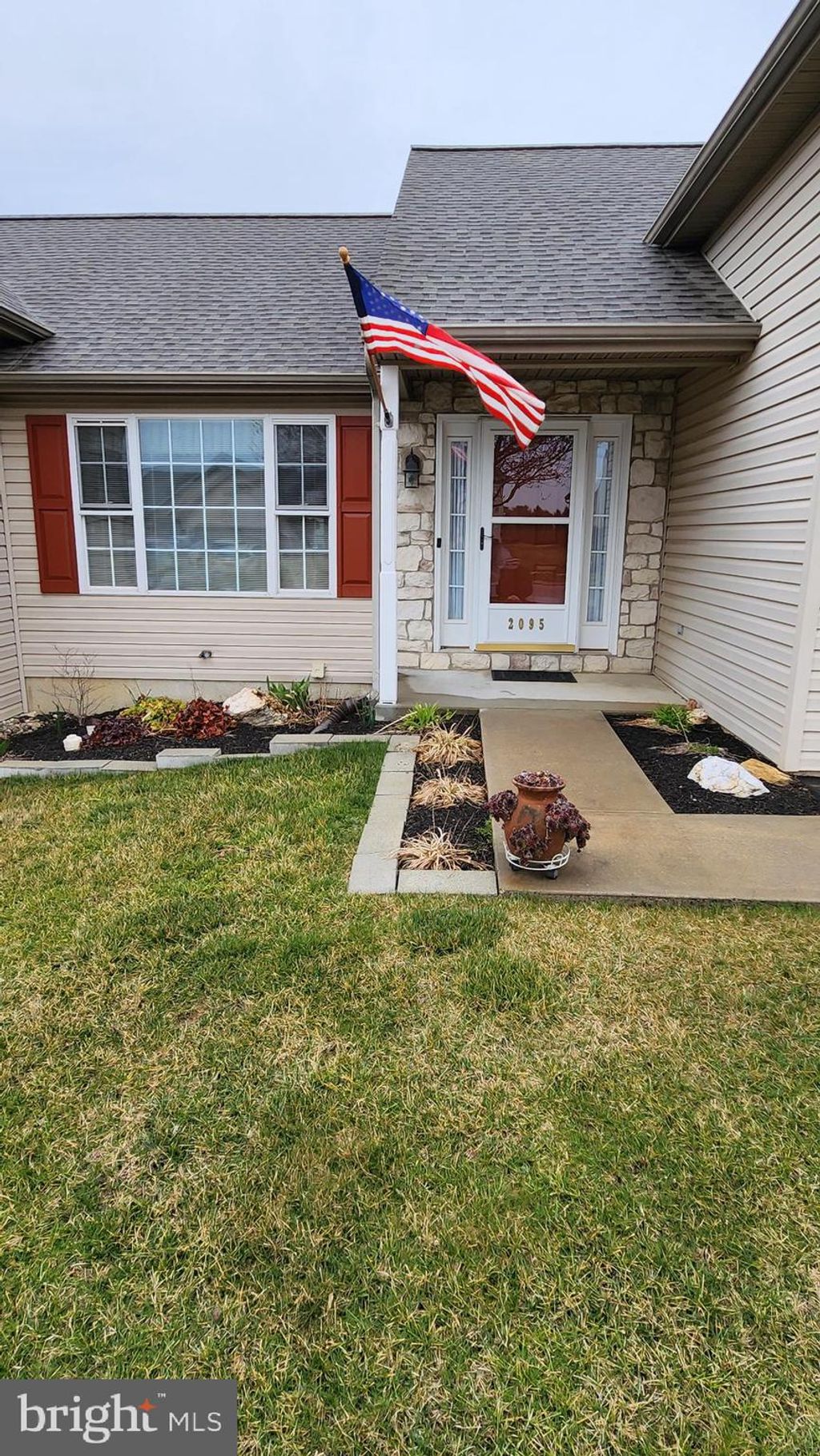 Photo of 2095 WEEPING WILLOW LN, MOUNT JOY, PA 17552 (MLS # PALA2032248)