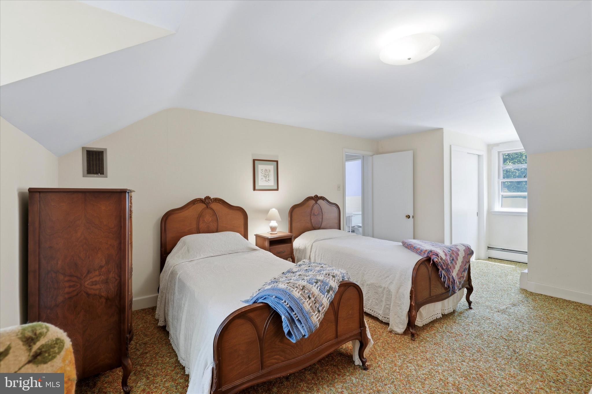 JENKINTOWN MANOR - Residential