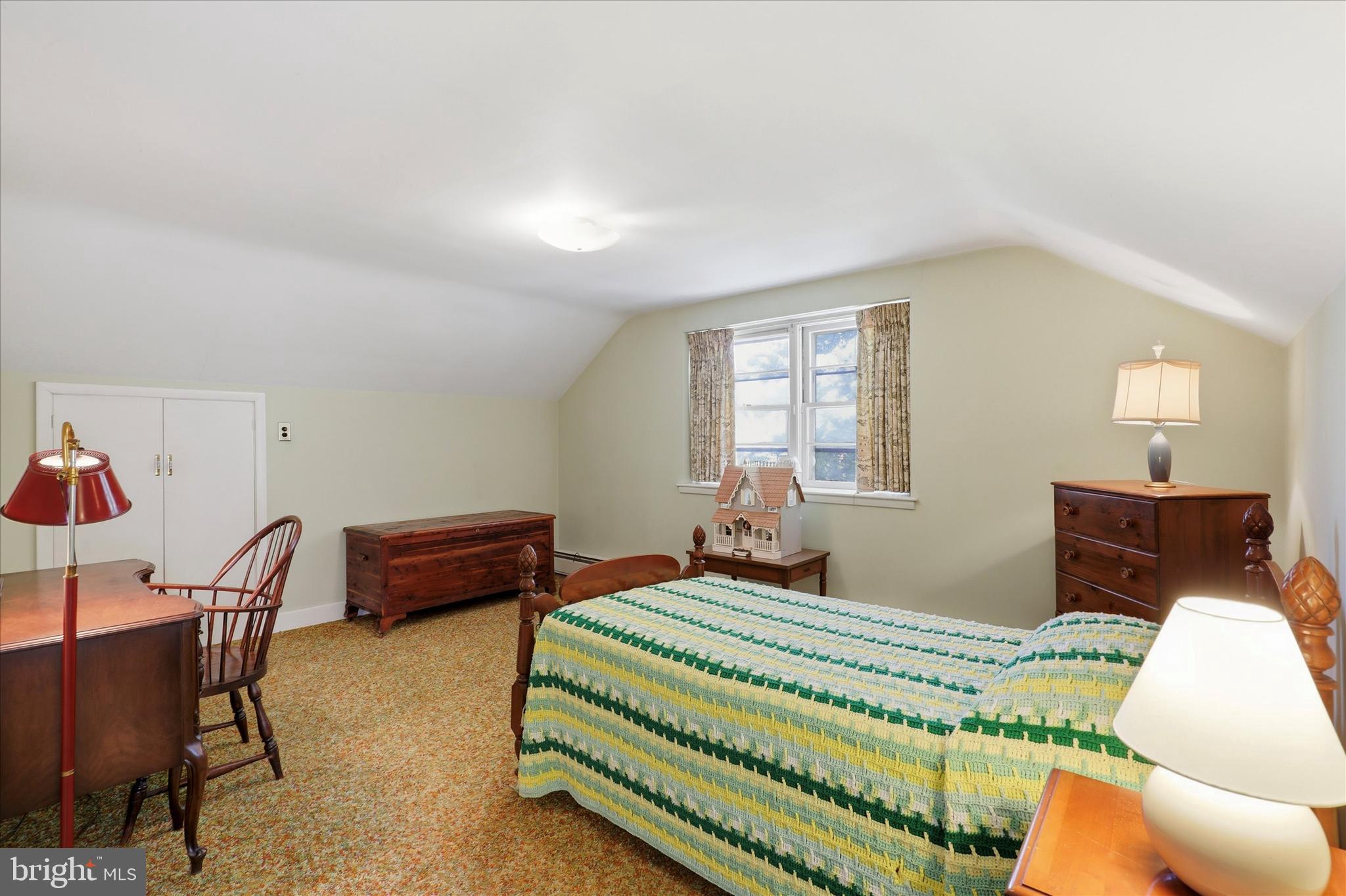 JENKINTOWN MANOR - Residential