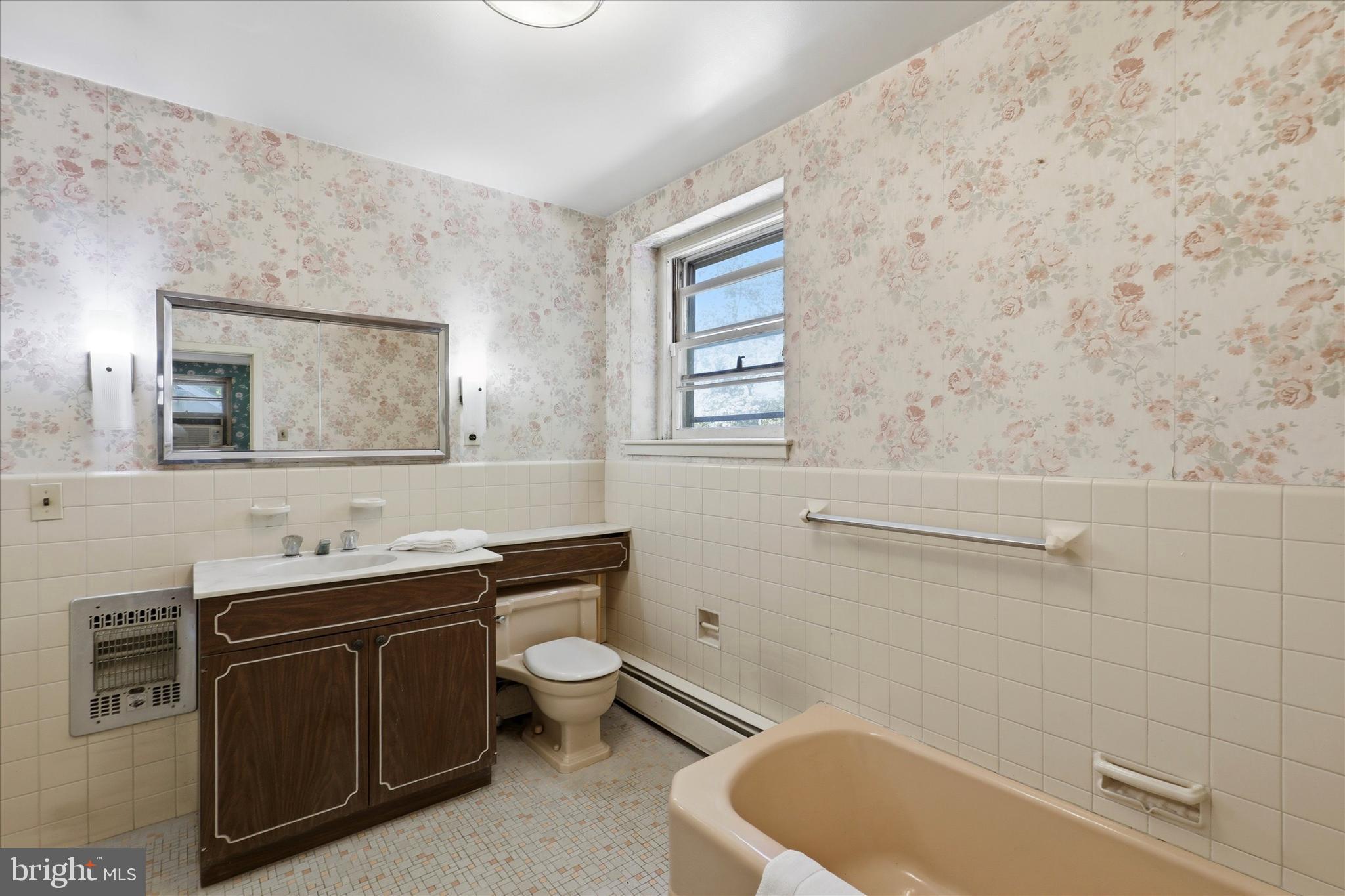 JENKINTOWN MANOR - Residential