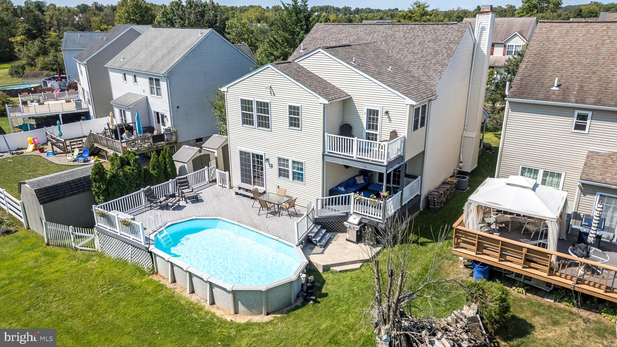 MILFORD GLEN - Residential