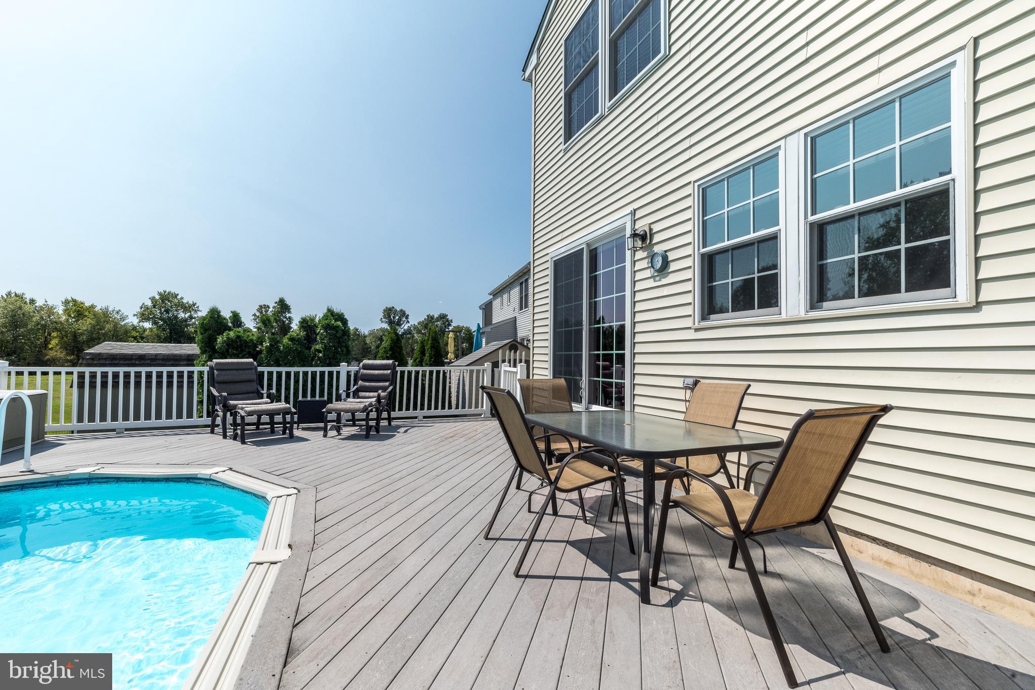 MILFORD GLEN - Residential