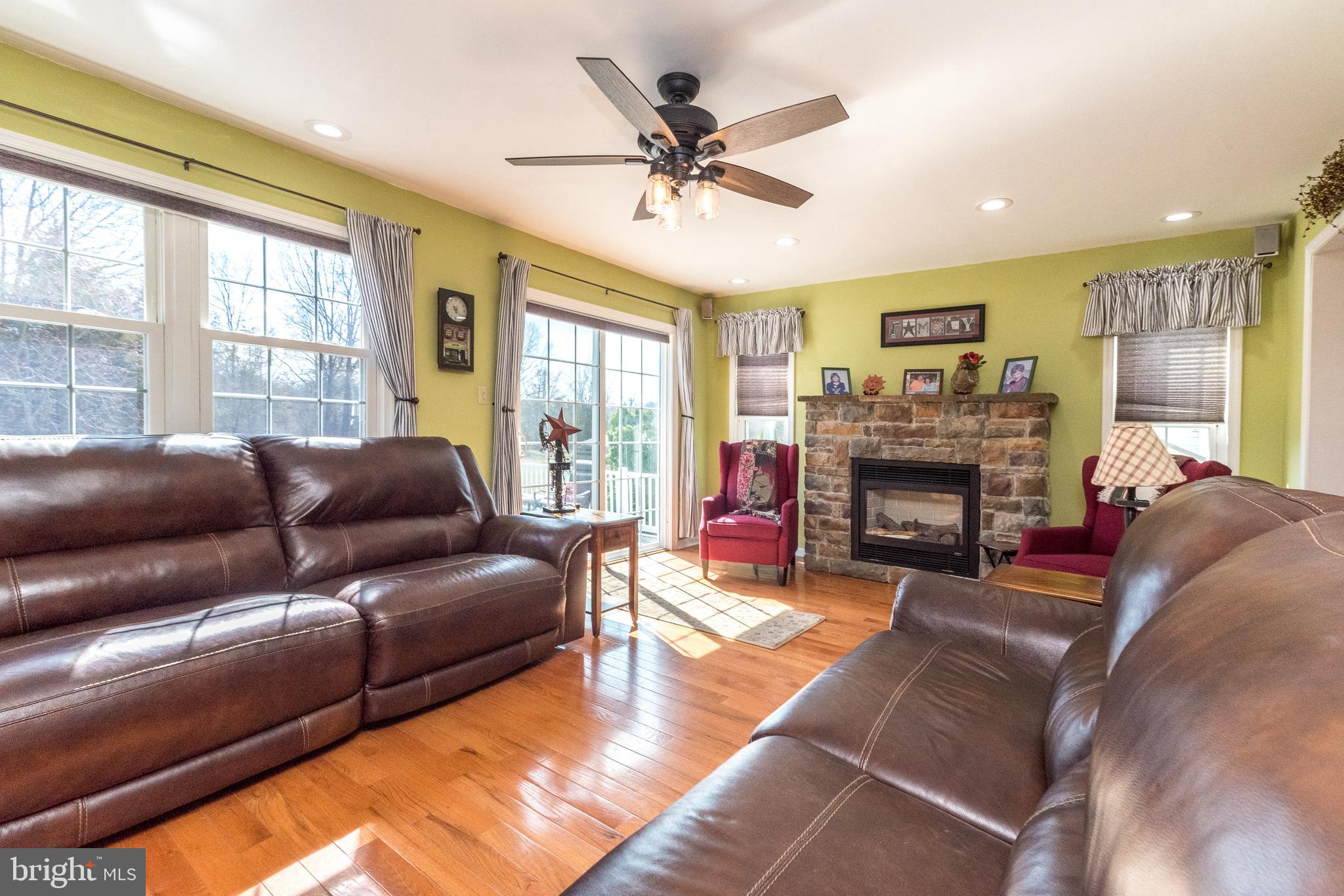 MILFORD GLEN - Residential
