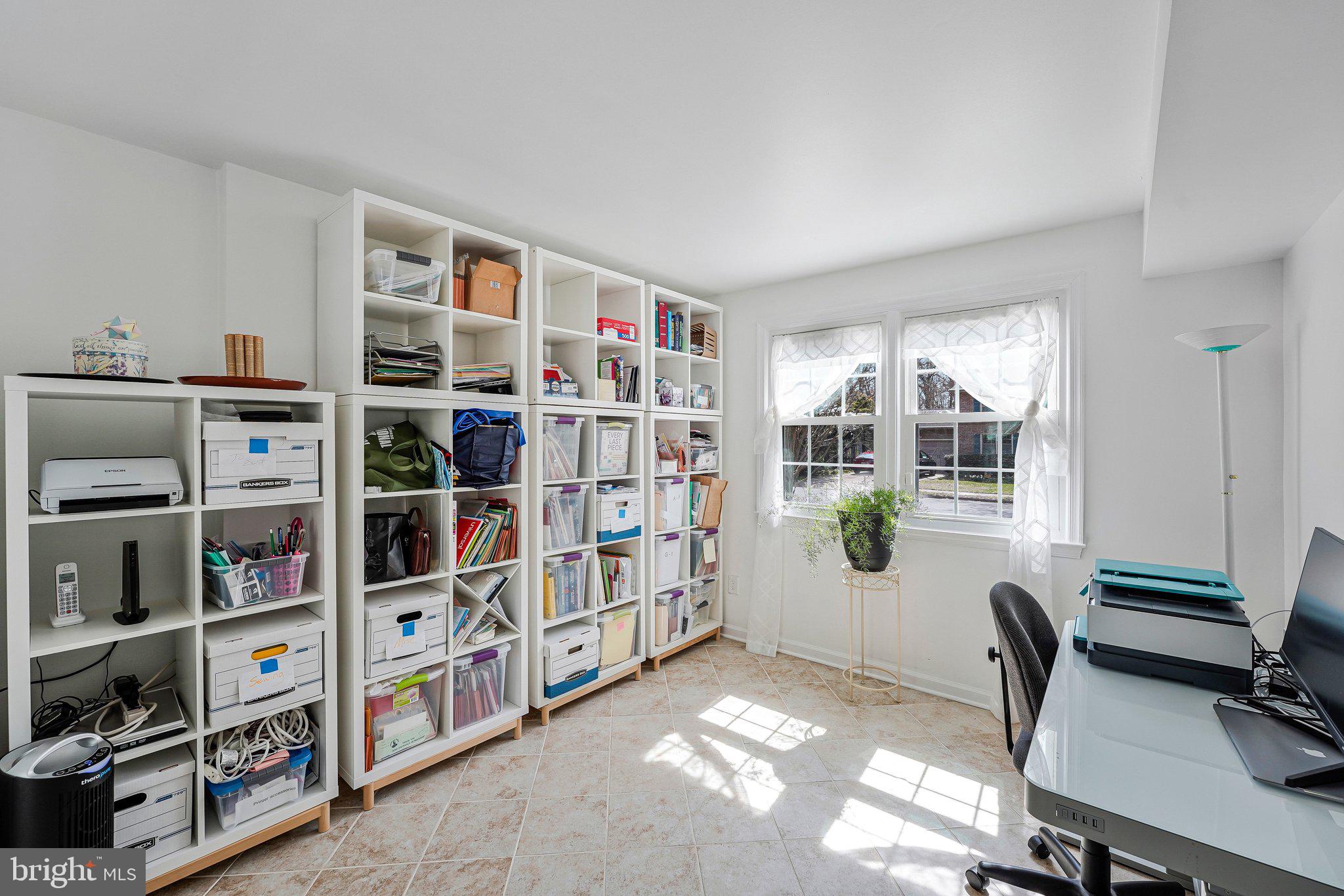 KINGS PARK WEST - Residential