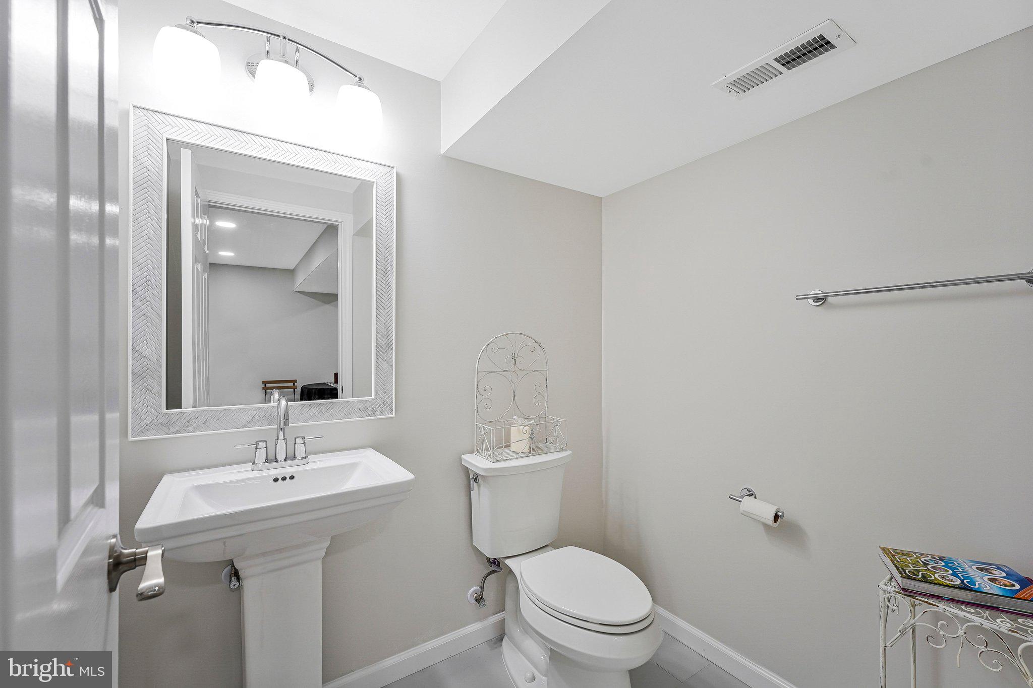 KINGS PARK WEST - Residential