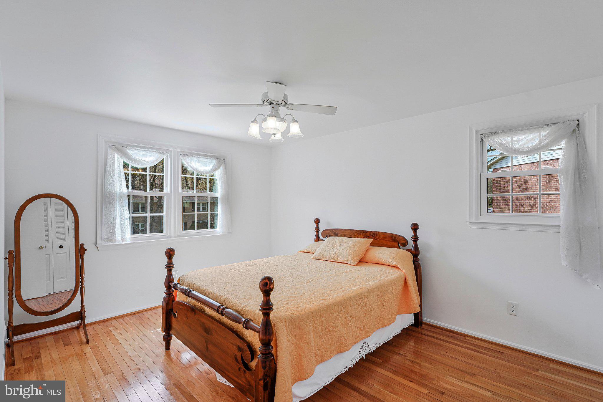 KINGS PARK WEST - Residential