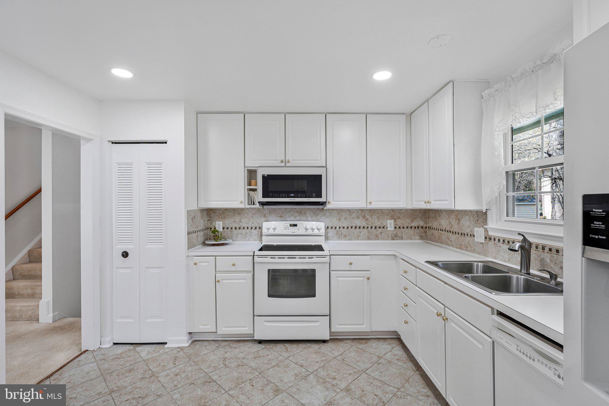 KINGS PARK WEST - Residential