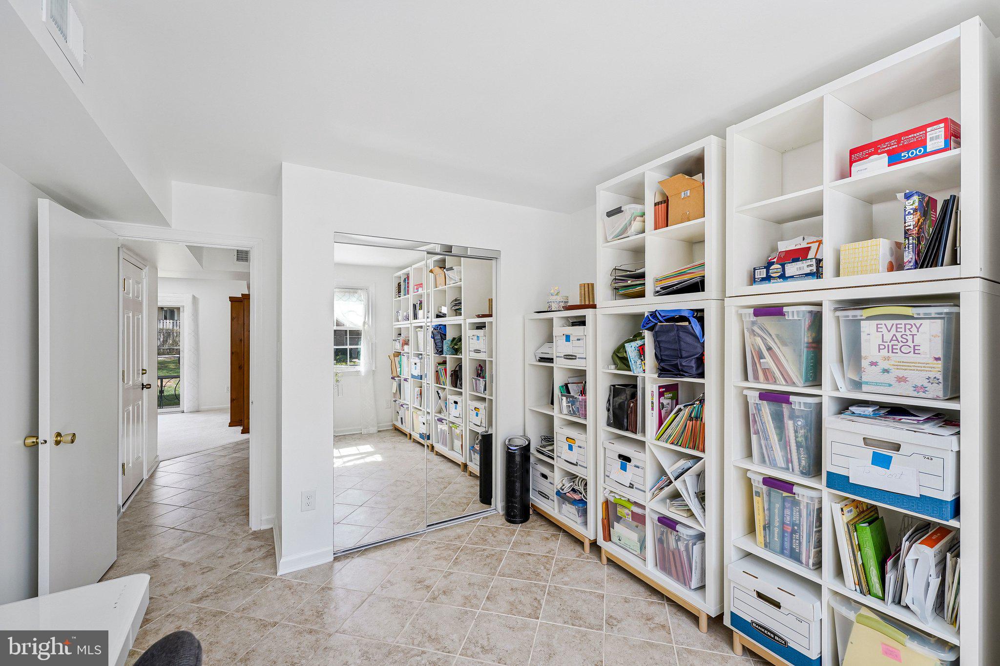 KINGS PARK WEST - Residential