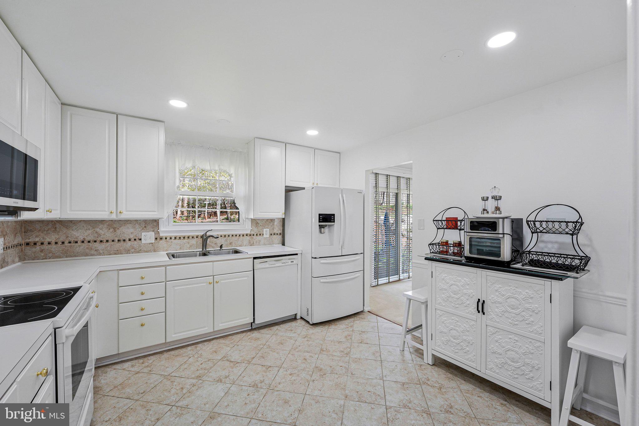 KINGS PARK WEST - Residential