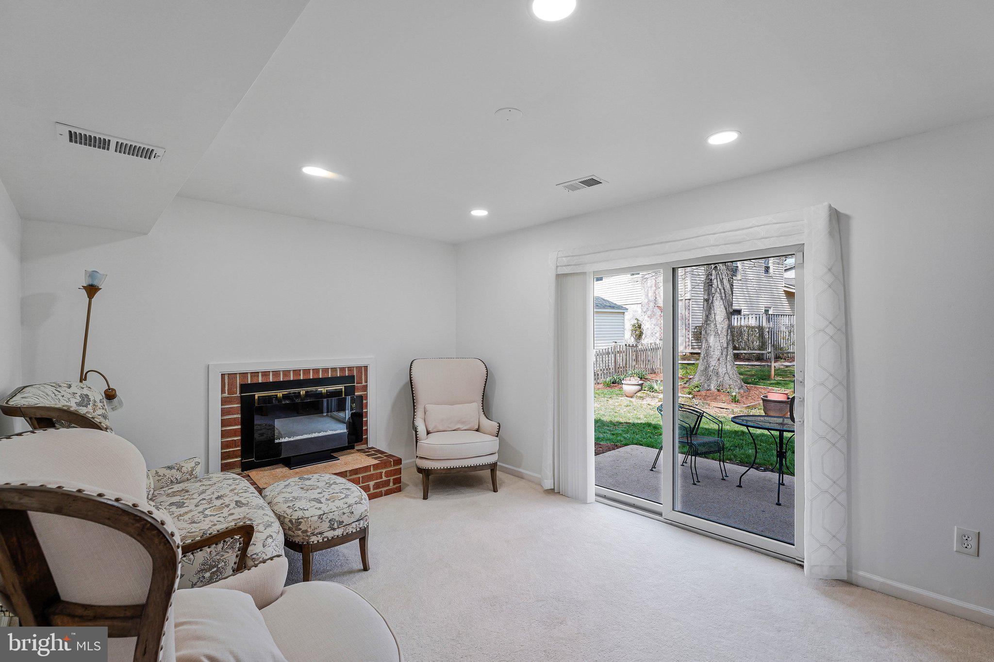 KINGS PARK WEST - Residential