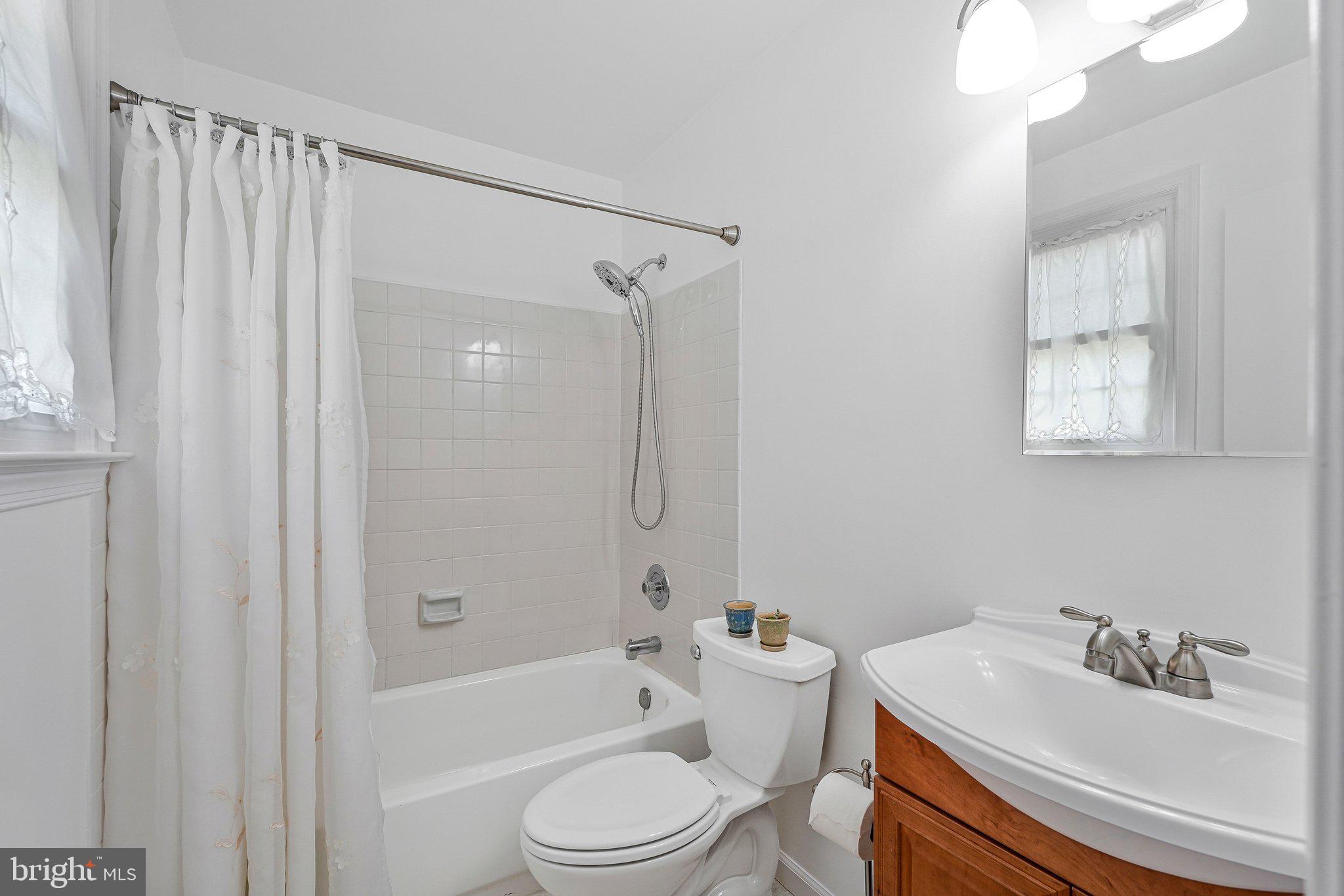 KINGS PARK WEST - Residential