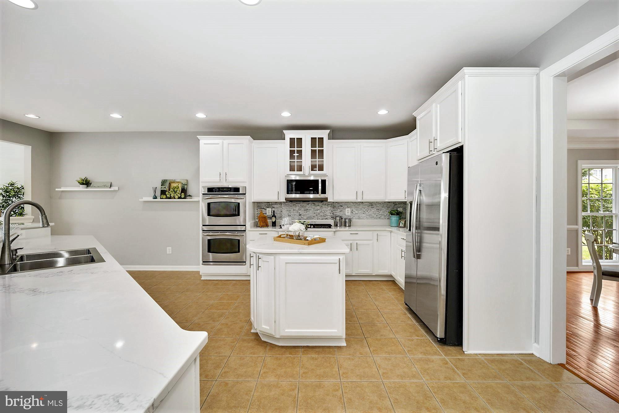 VILLAGES OF URBANA - Residential Lease