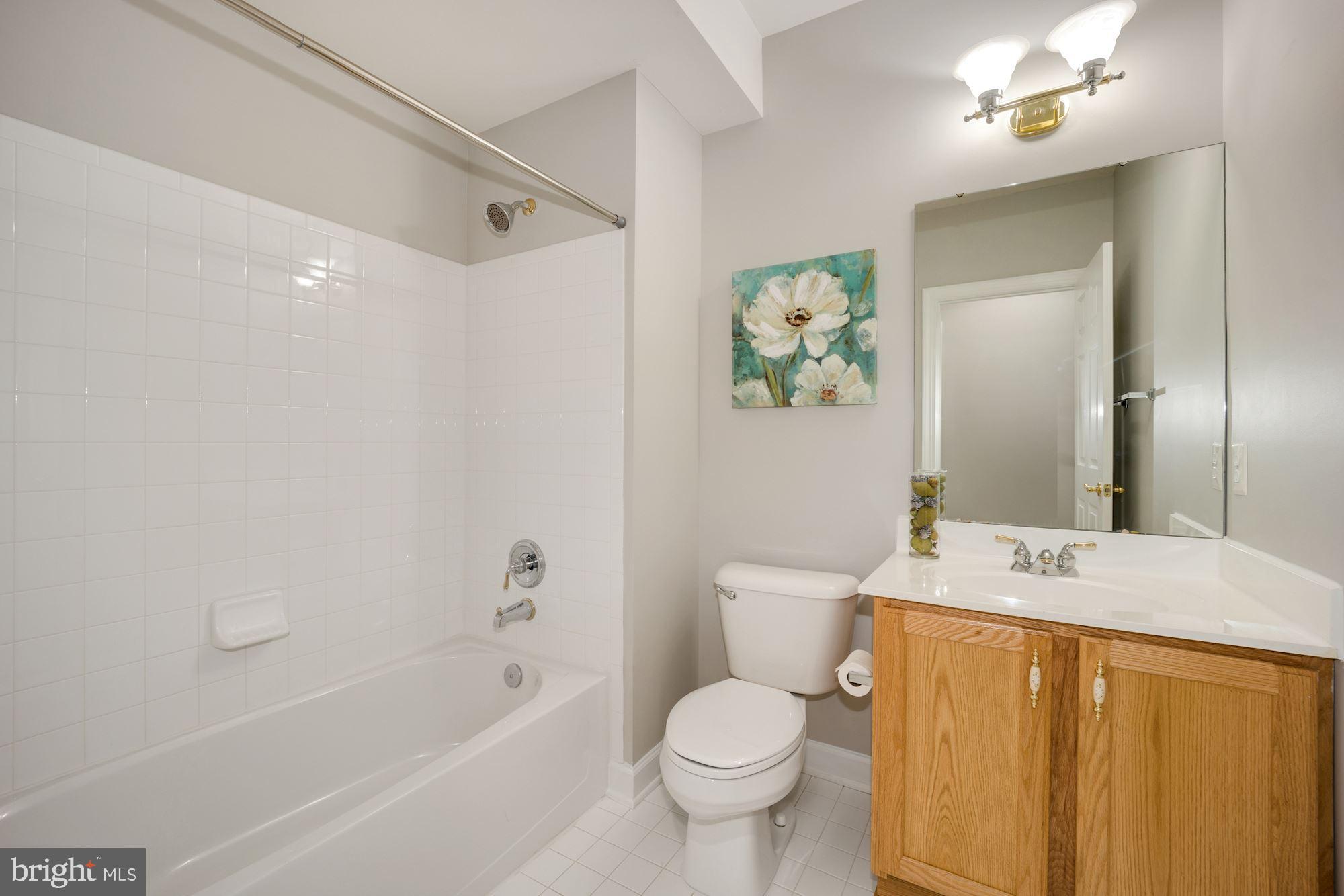 VILLAGES OF URBANA - Residential Lease