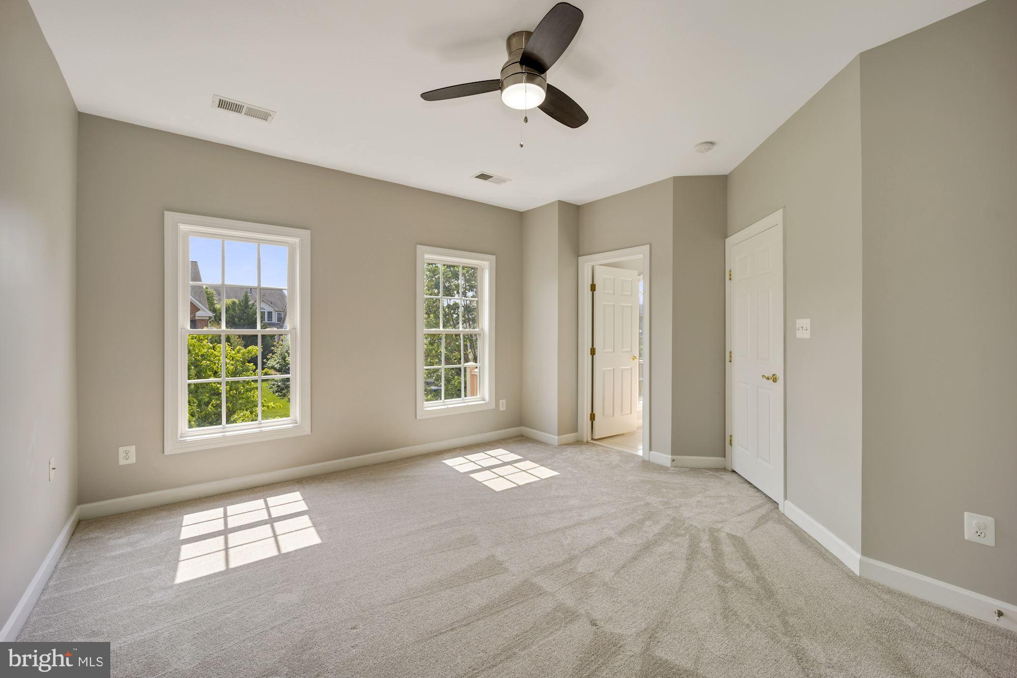 VILLAGES OF URBANA - Residential Lease