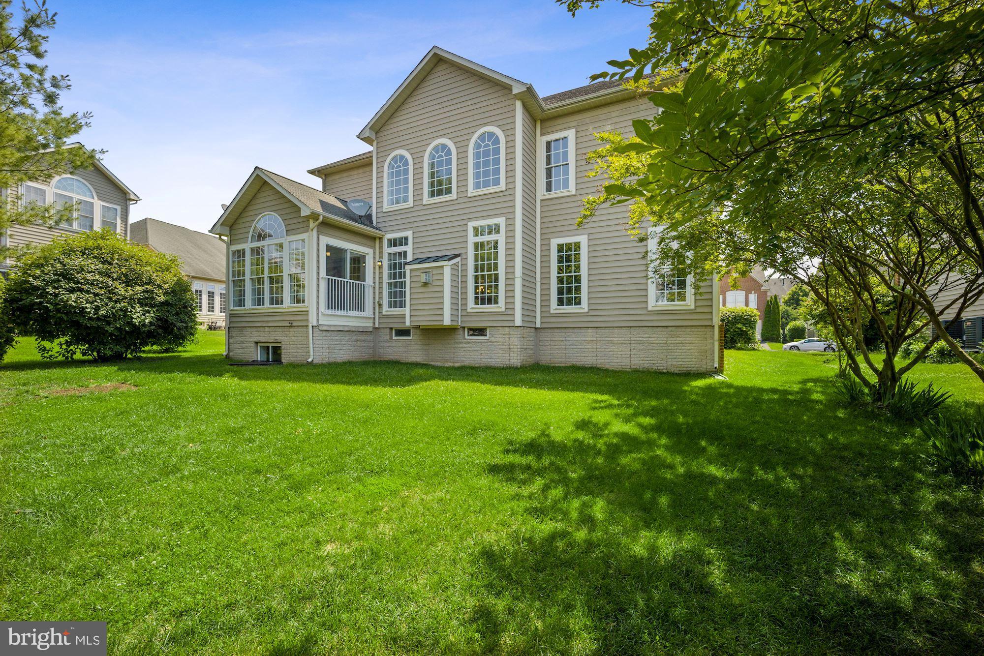 VILLAGES OF URBANA - Residential Lease