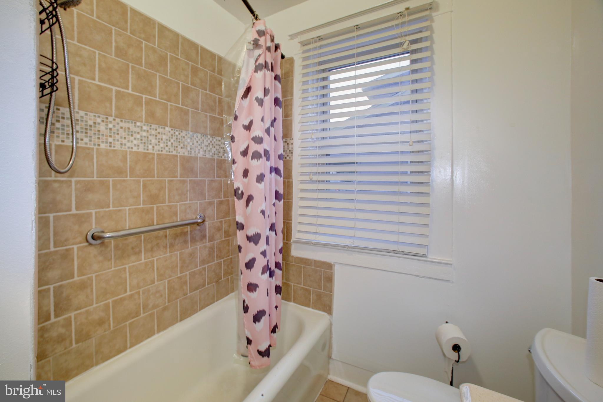 HAMILTON HEIGHTS - Residential