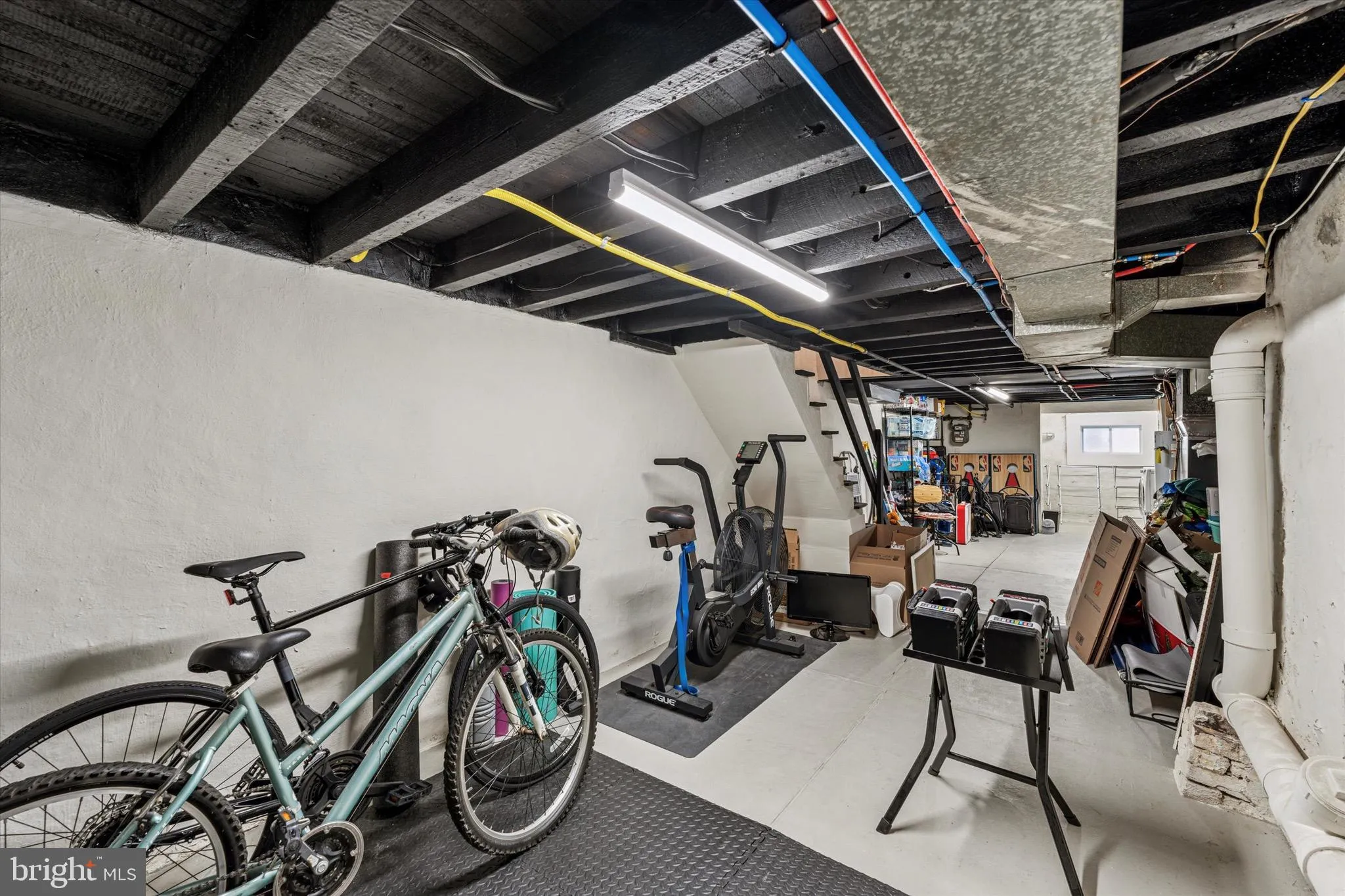 Philadelphia, Pennsylvania 19134, United States, 3 Bedrooms Bedrooms, ,2 BathroomsBathrooms,Residential,Pending,139905