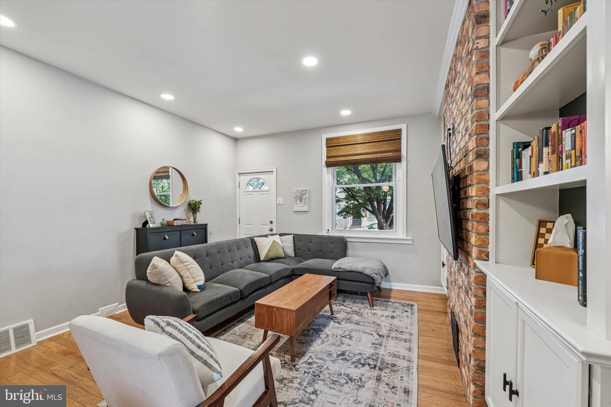 Philadelphia, Pennsylvania 19134, United States, 3 Bedrooms Bedrooms, ,2 BathroomsBathrooms,Residential,Pending,139905