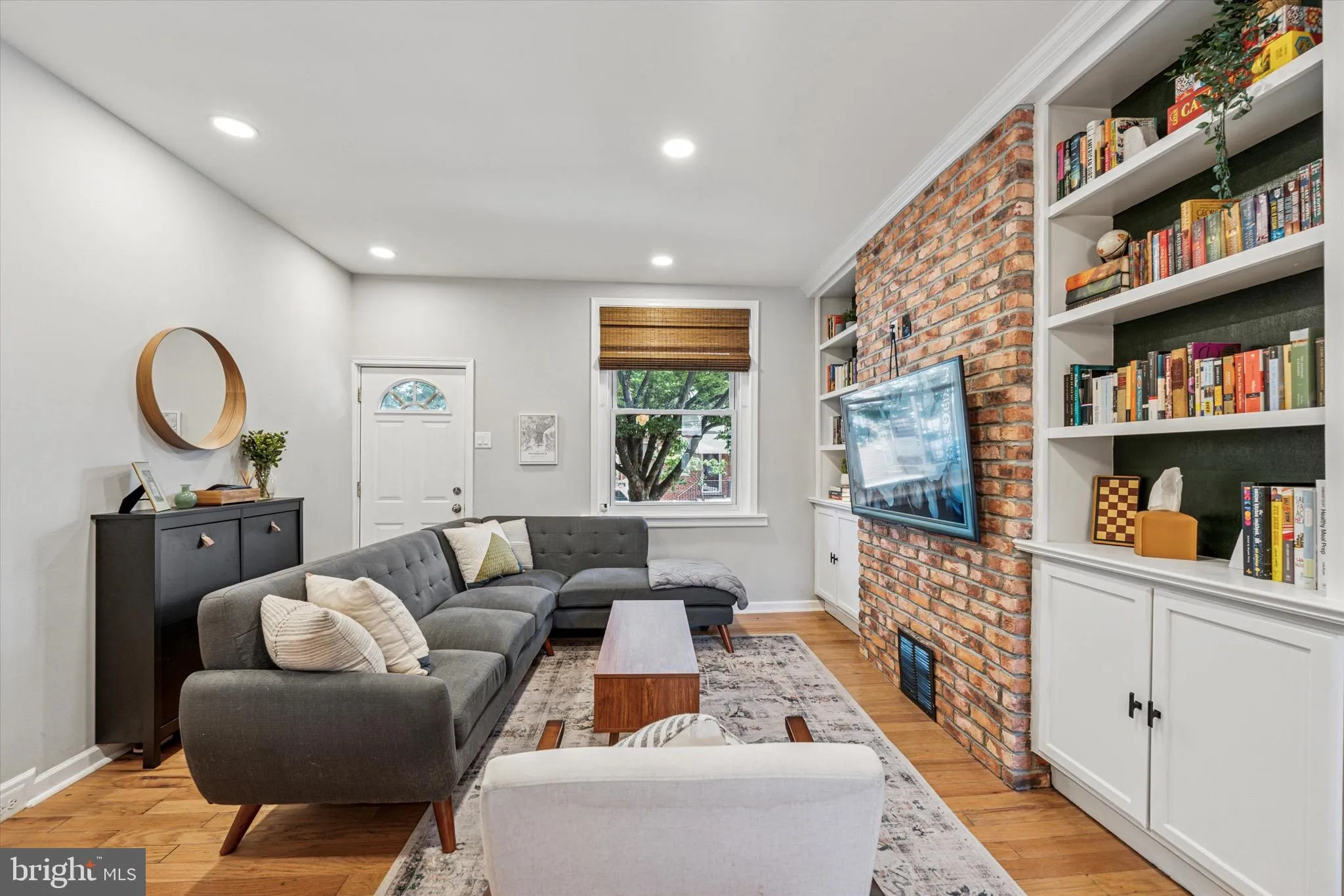 Philadelphia, Pennsylvania 19134, United States, 3 Bedrooms Bedrooms, ,2 BathroomsBathrooms,Residential,Pending,139905