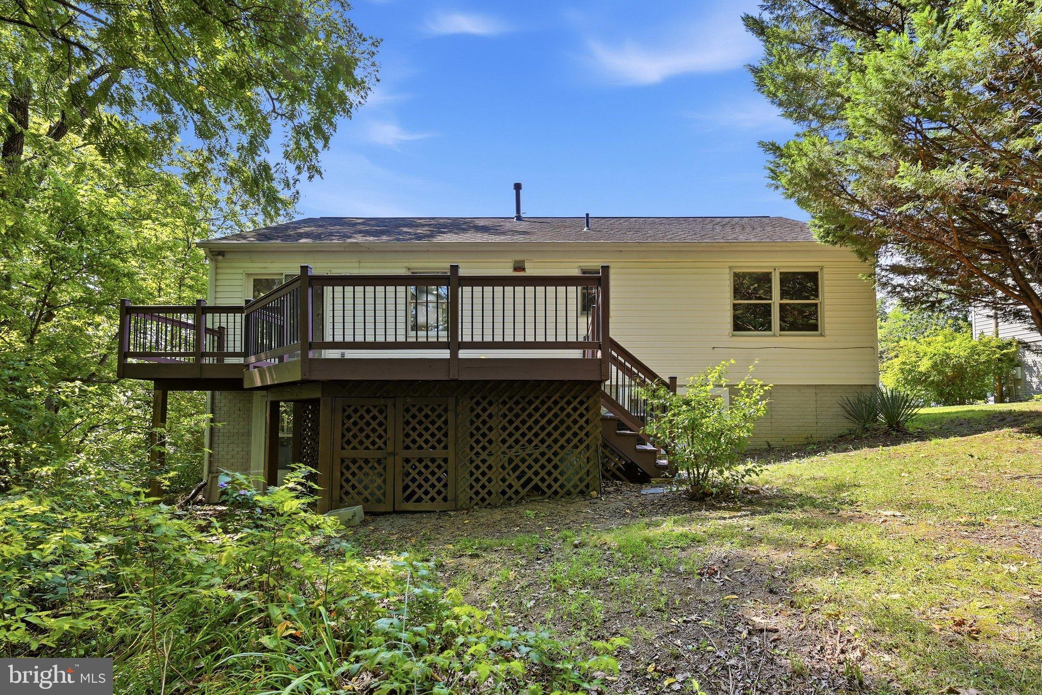 300 PEMBRIDGE DRIVE