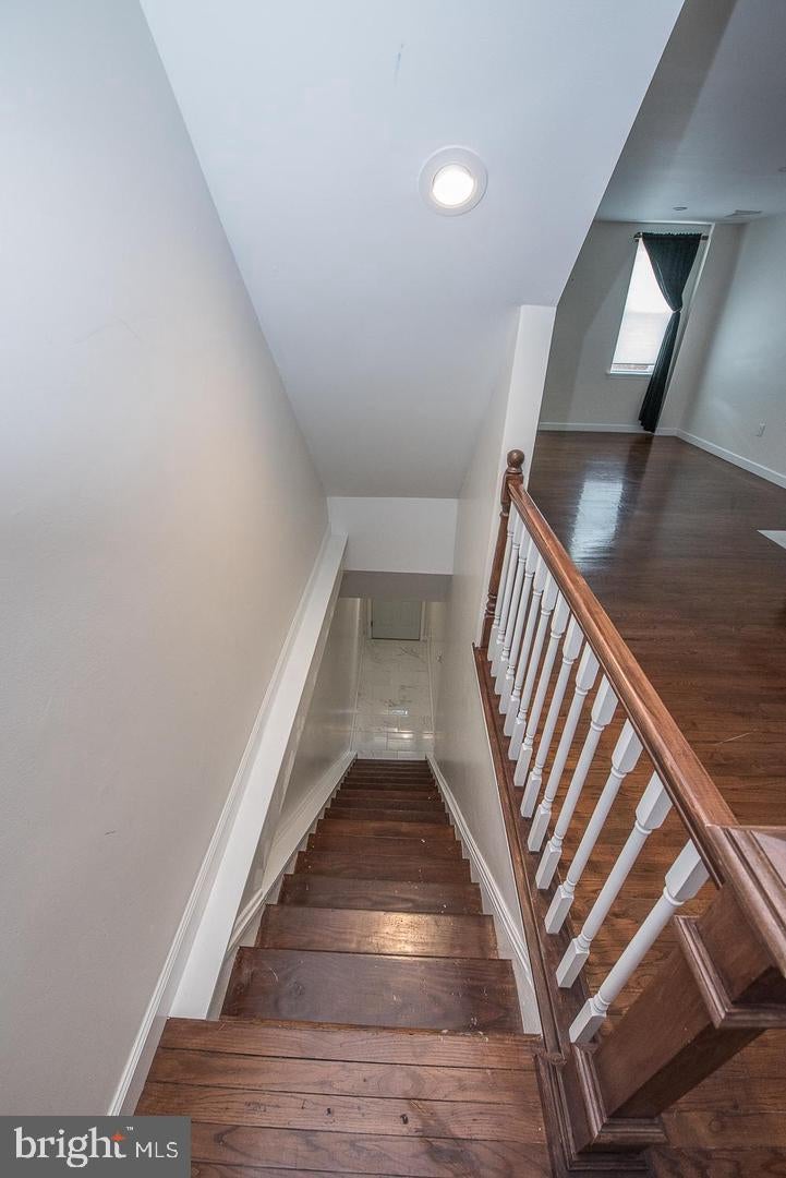 531 S 17TH STREET #2 - SECOND FLOOR
