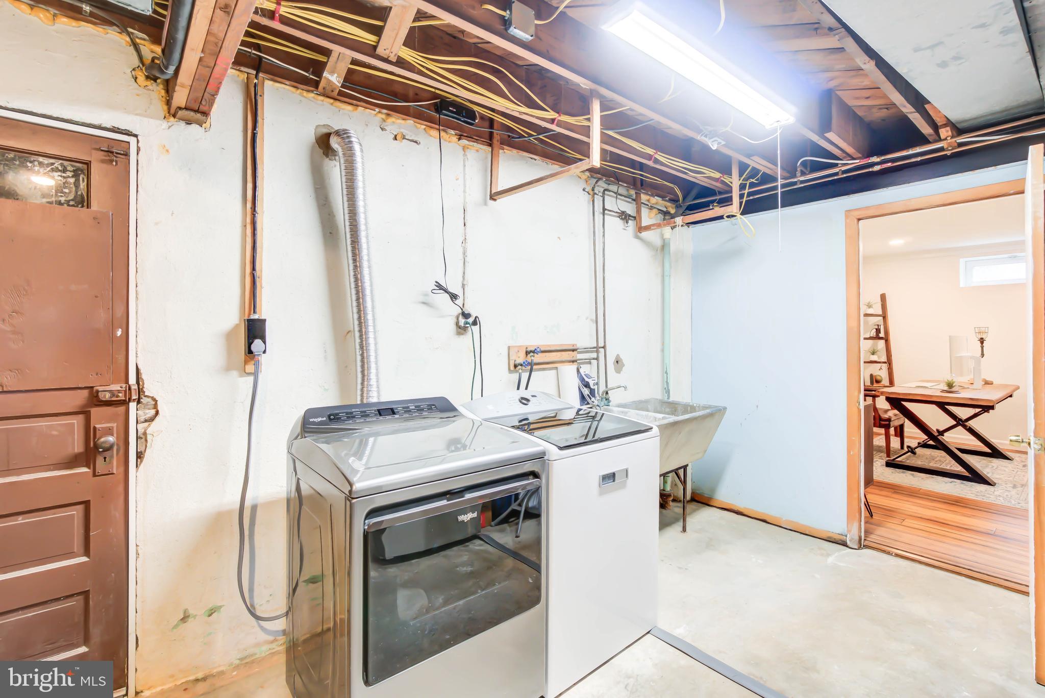 INDIAN SPRING HILLS - Residential