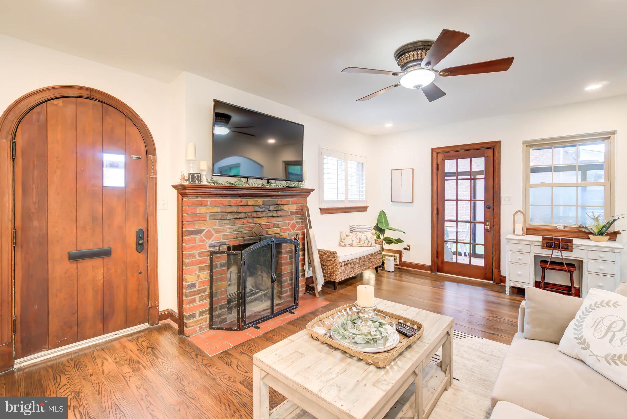 INDIAN SPRING HILLS - Residential